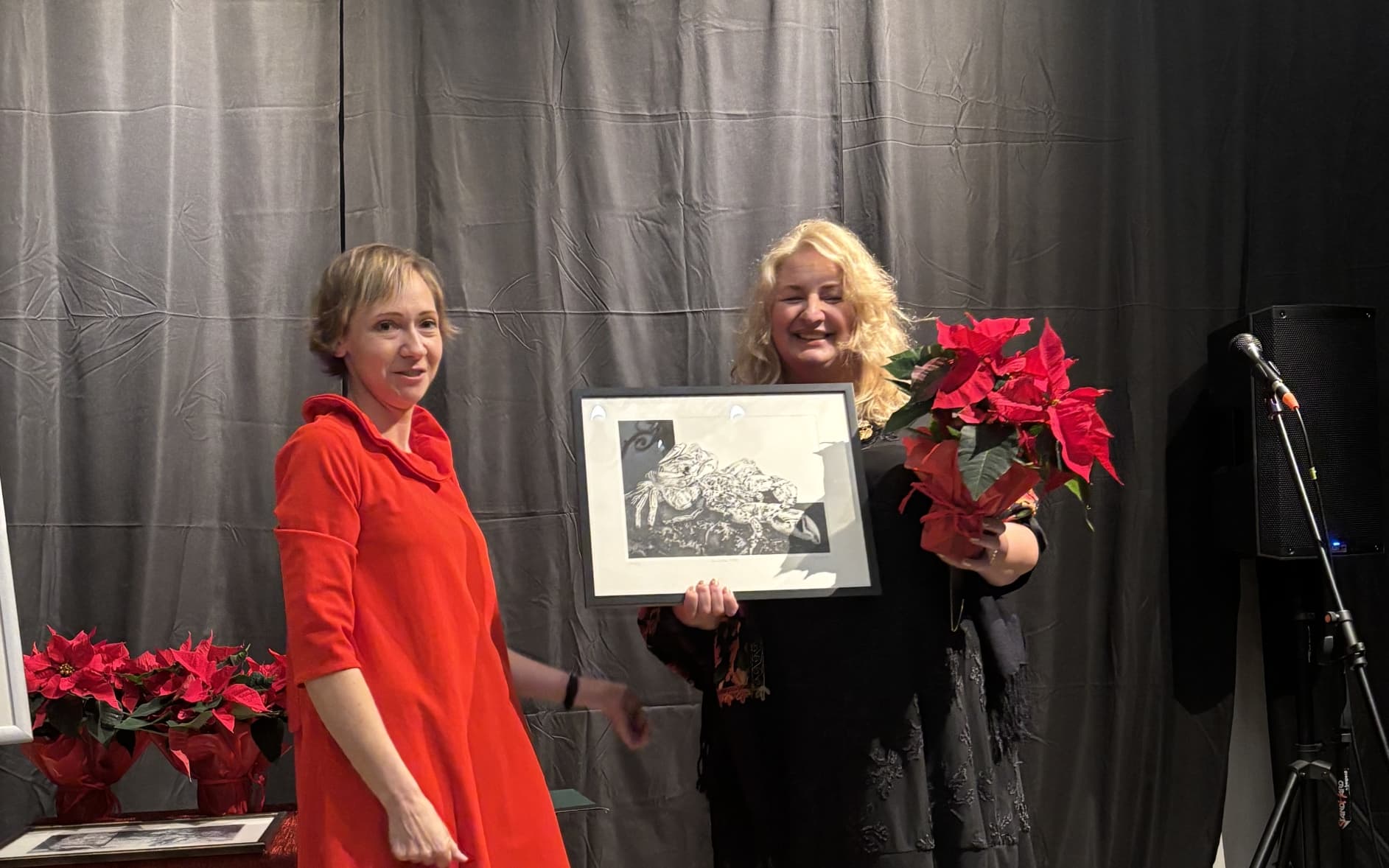 Profesor Adela Kuik-Kalinowska otrzymała prestiżową Honorową Nagrodę Gdańskiego Towarzystwa Przyjaciół Sztuki w dziedzinie literatury