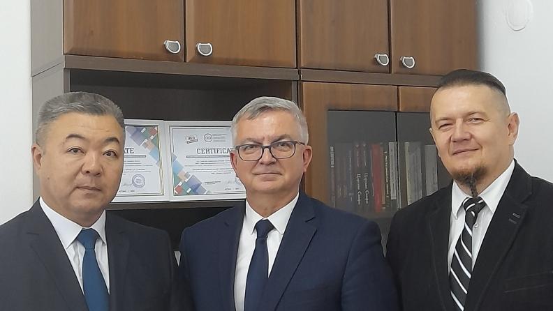 Professor Roman Drozd and professor Robert Kuśnierz with a visit to Astana